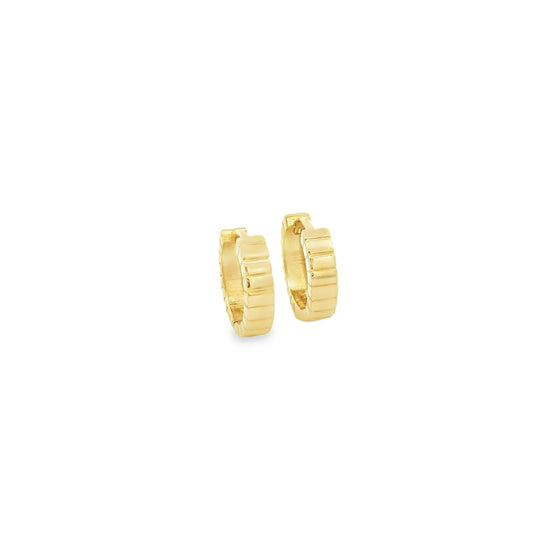 Fluted Thin Huggie Earring