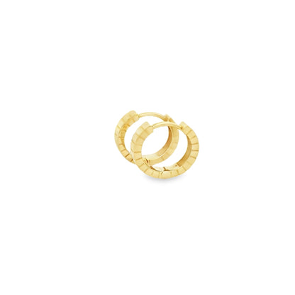 Fluted Thin Huggie Earring