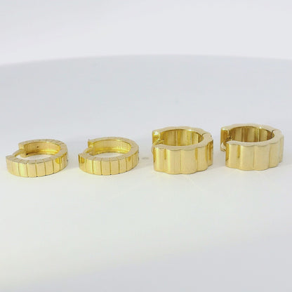 Fluted Thin Huggie Earring